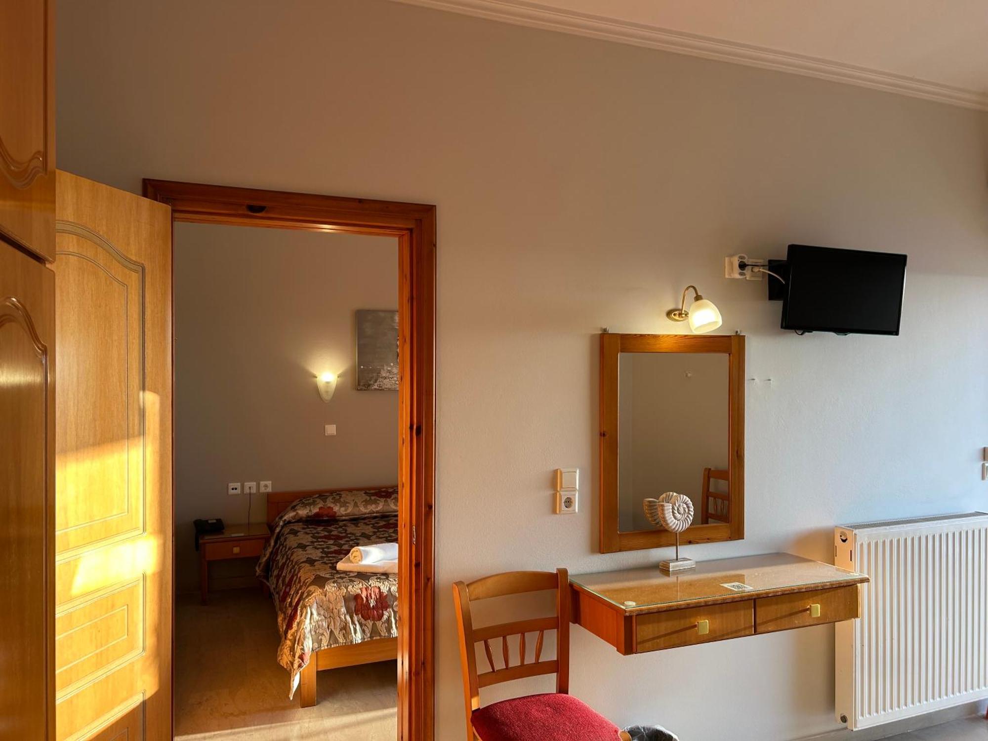 Brati II Beach Hotel Аркуди Экстерьер фото